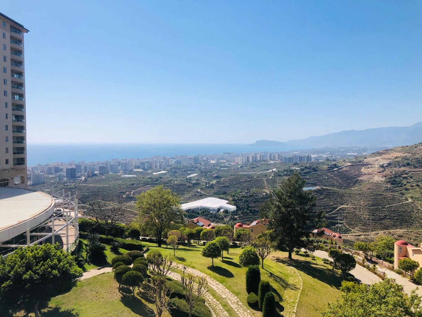 Alanya'da Ücretsiz Aqua Parka Sahip, Ortak Havuzlu, 3+1 Suit