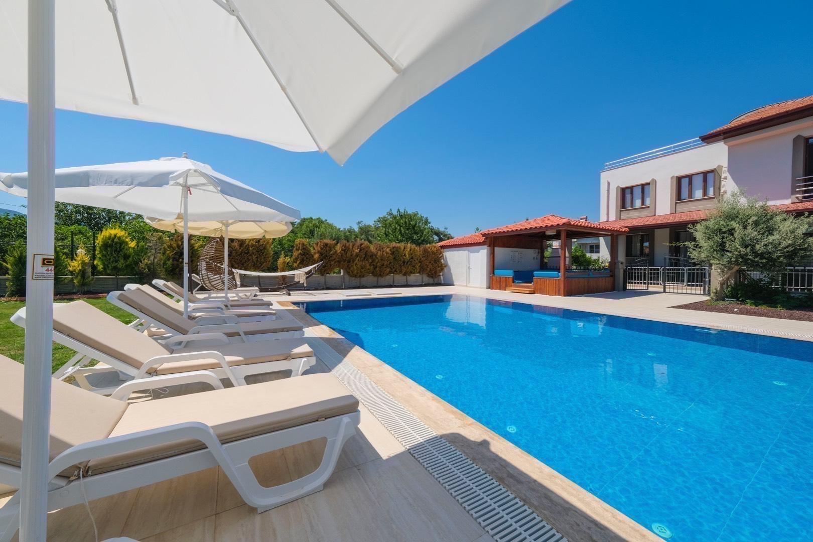 Muğla Ortaca'da Enfes Doğada, Özel Havuzlu, Bahçeli, Kiralık Villa-16768