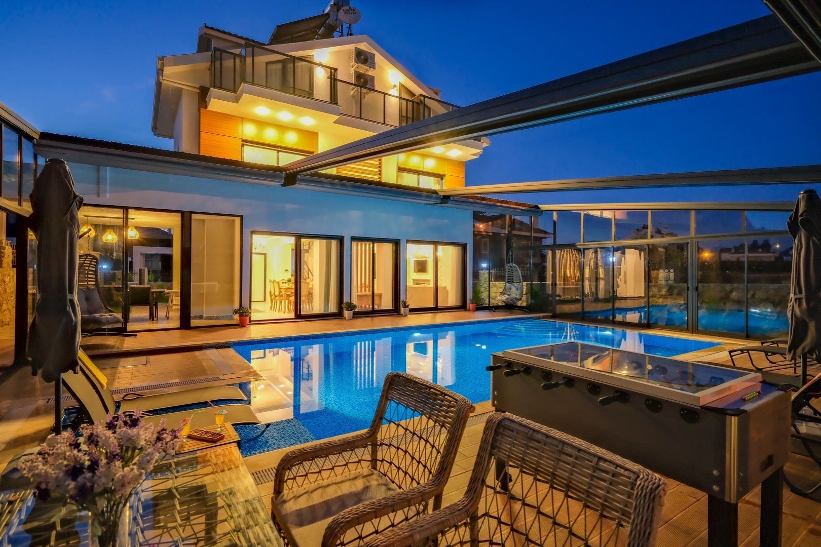 Fethiye’de Ölüdeniz Plajı’na Yakın, Isıtmalı Havuzlu, Kiralık Villa