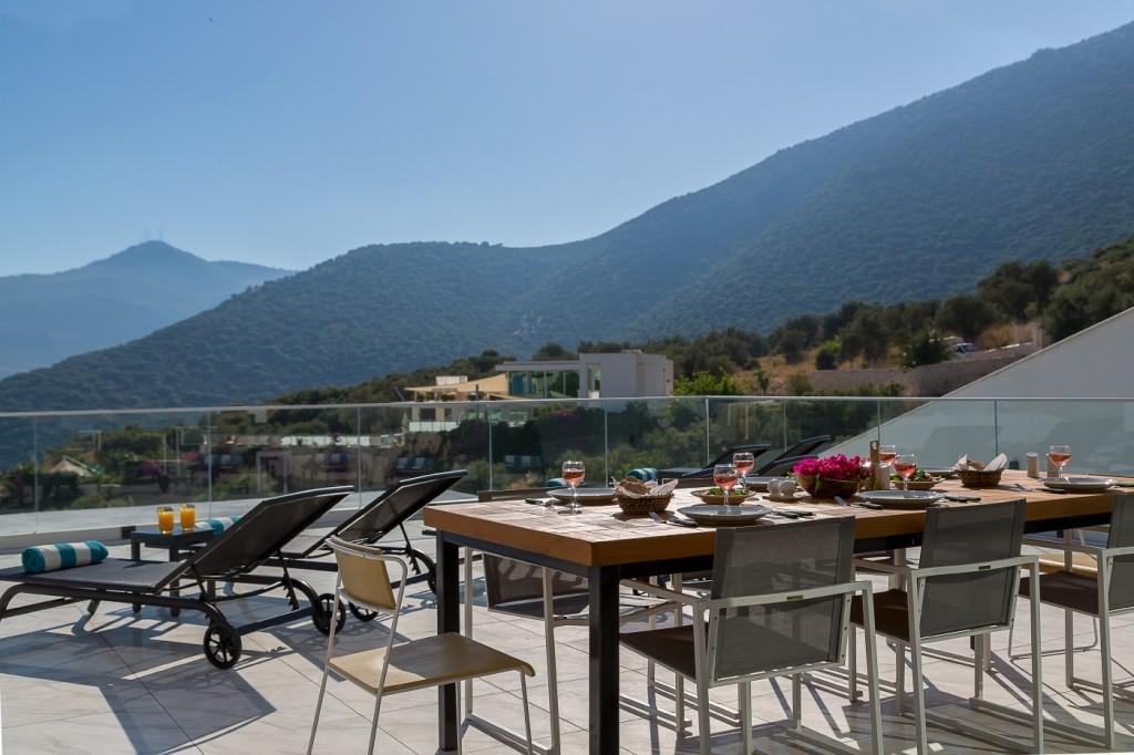 Kalkan'da Muhteşem Deniz Manzaralı, Sonsuzluk Havuzlu, Lüks Villa-15334