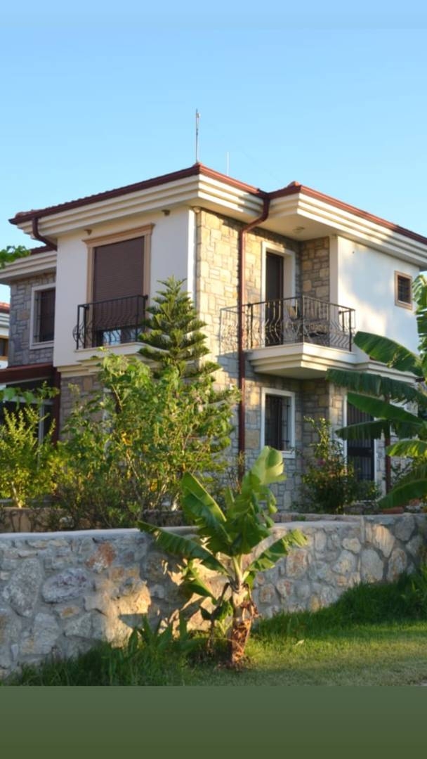 Datça'da Emecik'te Plaja Yakın, Modern Tasarımlı, Dubleks Villa