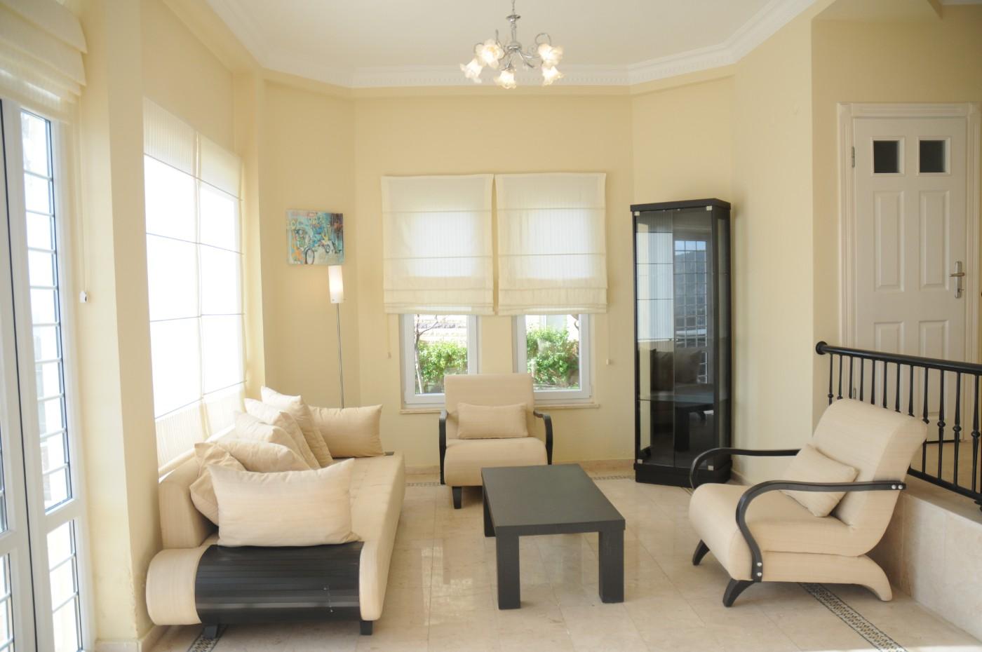 Antalya Alanya'da Muhteşem Konforlu, Ücretsiz Aquaparklı, Şık Villa-14198