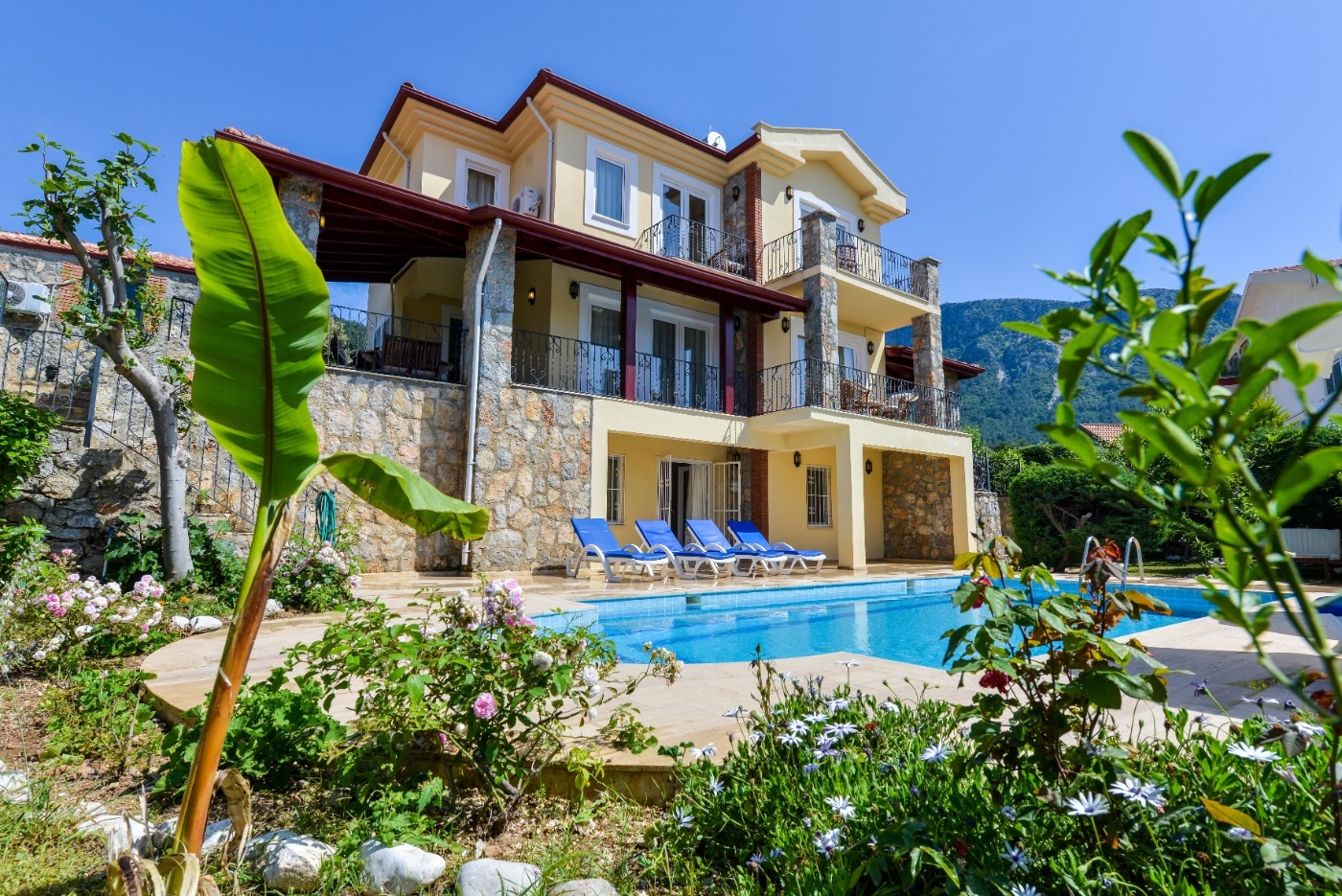 Fethiye Ölüdeniz'de Şehrin Gürültüsünden Uzak, Özel Havuzlu, 5+1 Villa