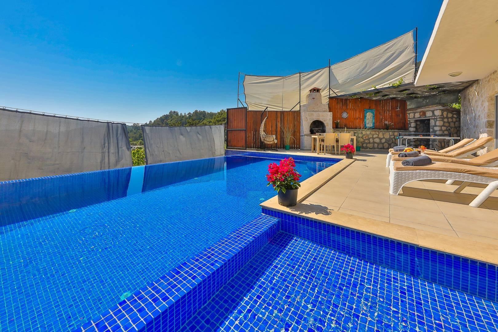 Kaş İslamlar'da Enfes Deniz Manzaralı, Özel Havuzlu, Lüks Villa-30695
