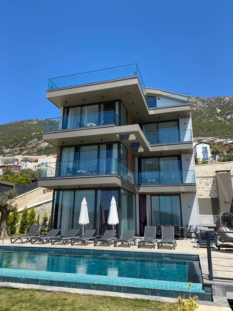 Kaş Kalkan'da Deniz Manzaralı, Sonsuzluk Havuzlu, Lüks Villa-27985