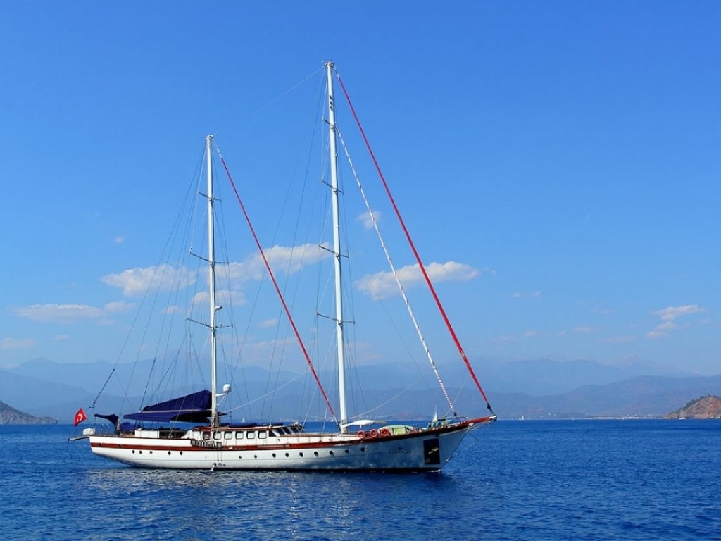 Muğla Fethiye'de 10 Kişilik, Lüks Tasarıma Sahip, Şık Gulet