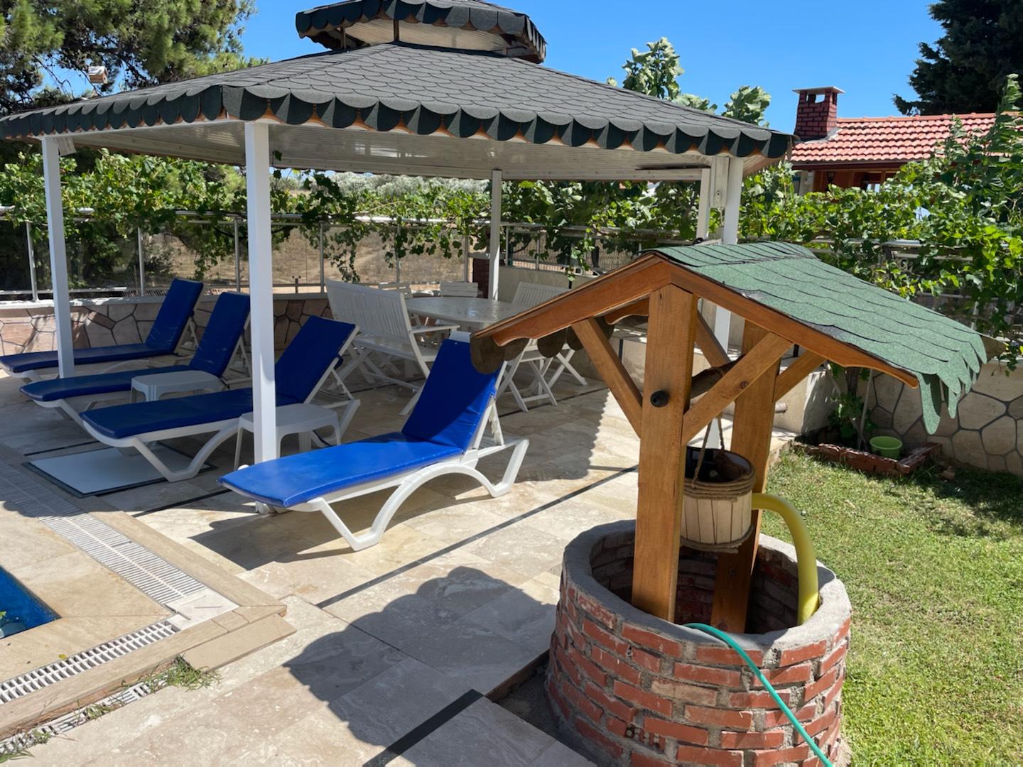 İzmir Seferihisar'da Sakin Konumda, Özel Havuzlu, Konforlu Villa-28935