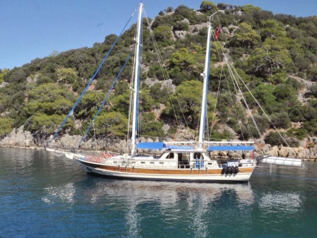 Muğla Fethiye'de 6 Kişilik, Modern İç Tasarıma Sahip, Konforlu Gulet