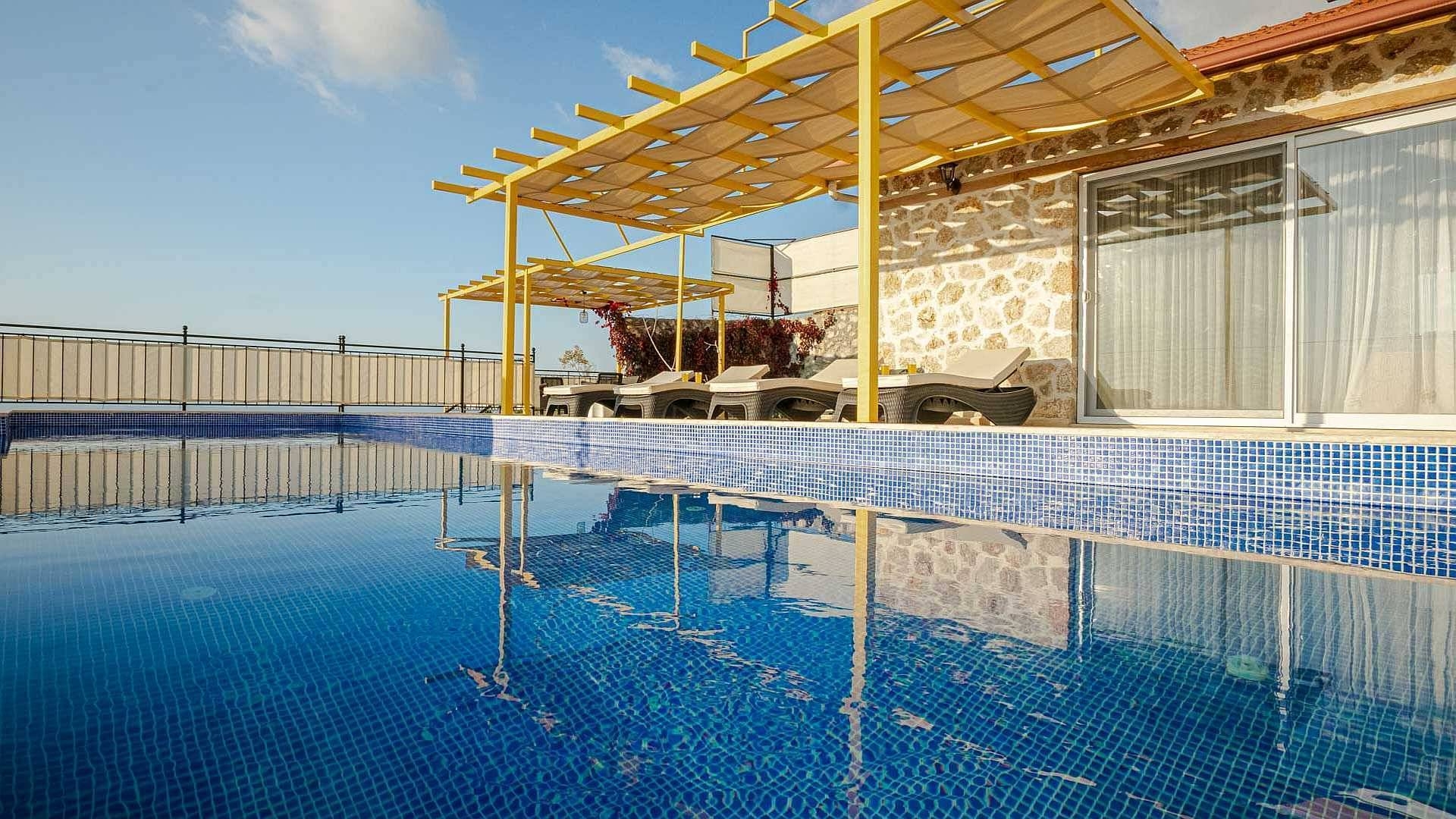 Kaş İslamlar'da Doğanın Kalbinde, Özel Havuzlu, Konforlu Villa