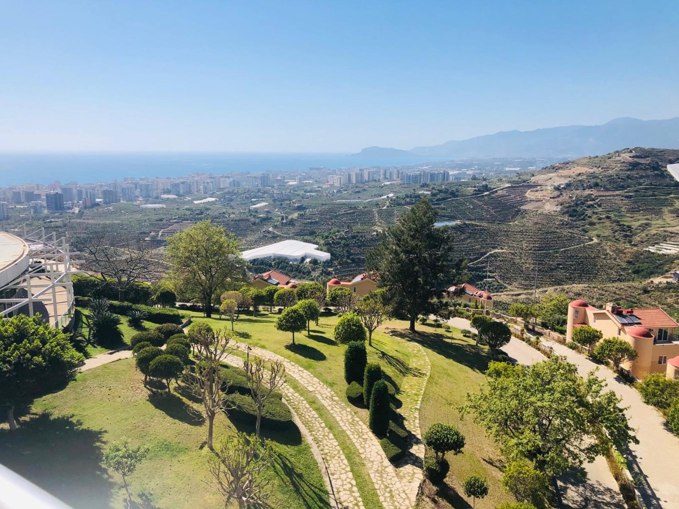 Alanya'da Ücretsiz Aqua Parka Sahip, Ortak Havuzlu, 3+1 Suit