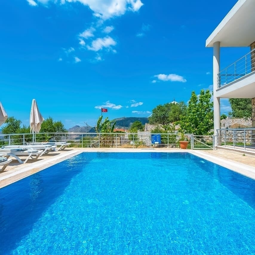 Marmaris Söğüt'de Muhteşem Deniz Manzaralı, Özel Havuzlu, Lüks Villa