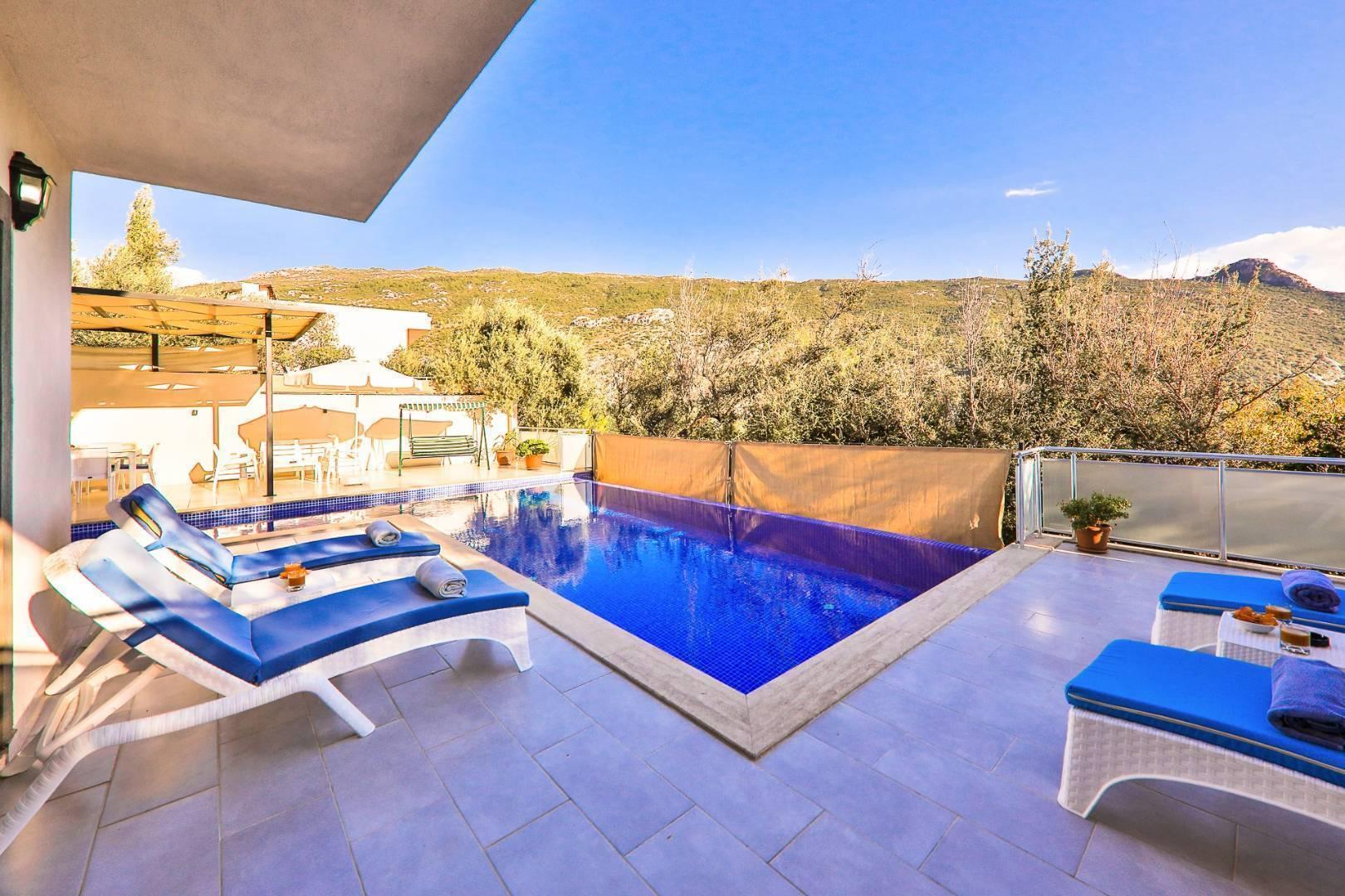 Kaş İslamlar'da Balayı Çiftlerine Uygun, Özel Havuzlu, 4 Kişilik Villa-27492