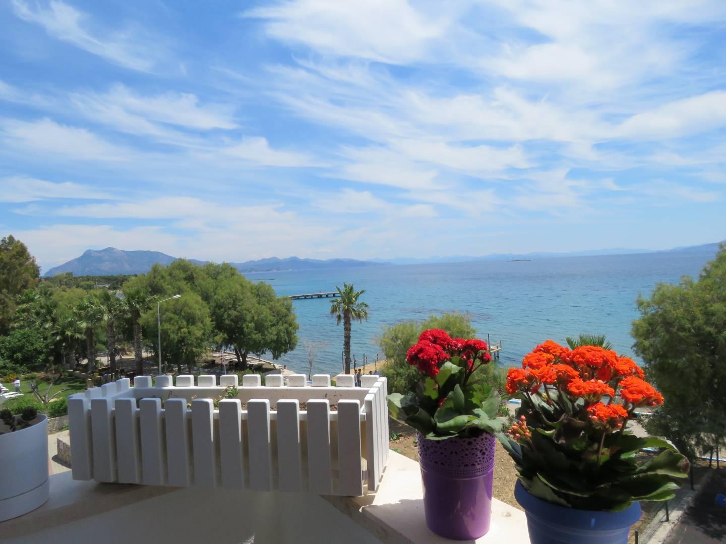 Datça İskele'de Denize Sıfır Konumda, Deniz Manzaralı, Kiralık Suit-28046