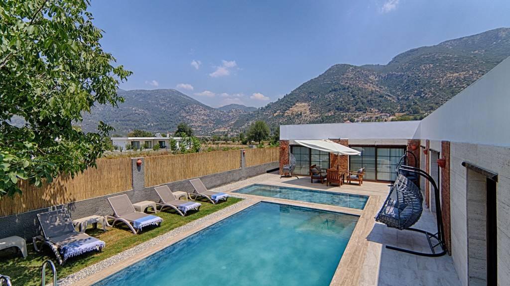 Fethiye Yeşilüzümlü'de Sakin Konumda, Özel Havuzlu, Lüks Villa-29335