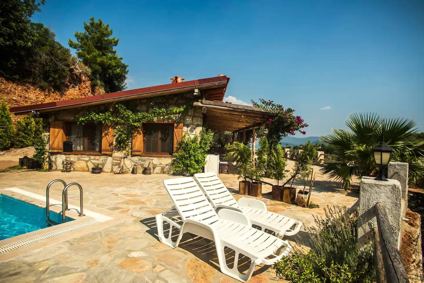 Menteşe Kuyucak'da Harika Tasarımlı, Özel Havuzlu, Kiralık Villa-30815