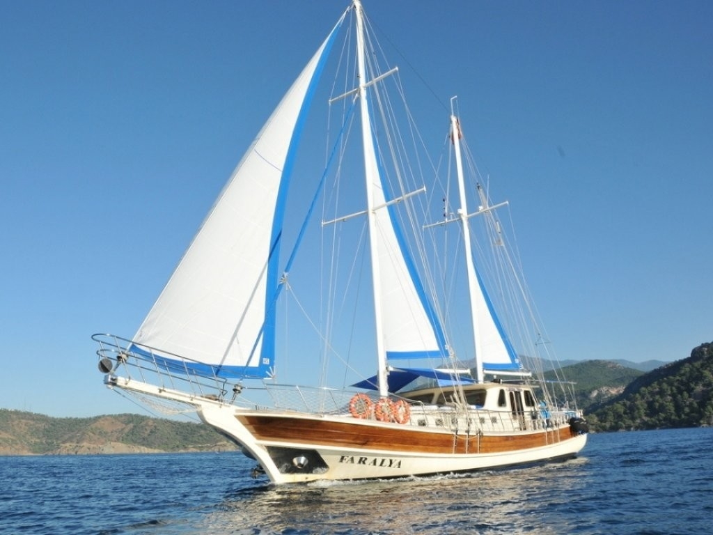 Muğla Fethiye'de 6 Kişilik, Modern İç Tasarıma Sahip, Konforlu Gulet