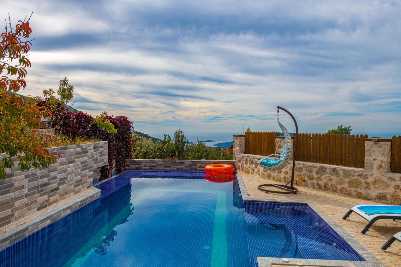 Kaş İslamlar'da Enfes Doğa İçerisinde, Özel Havuzlu, Lüks Villa
