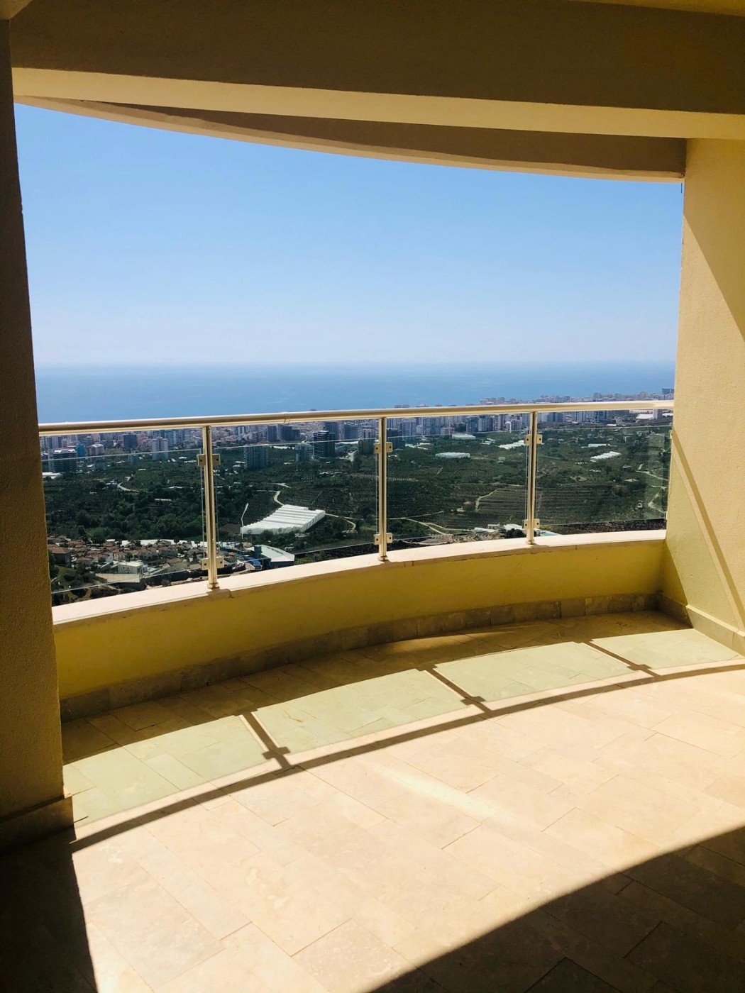 Alanya Kargıcak'ta Tesis İçerisinde, Ortak Havuzlu, Modern Suit