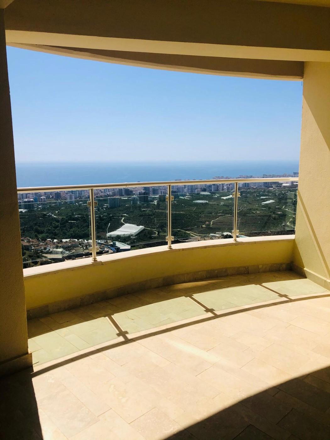 Alanya Kargıcak'ta Tesis İçerisinde, Ortak Havuzlu, Modern Suit-22991