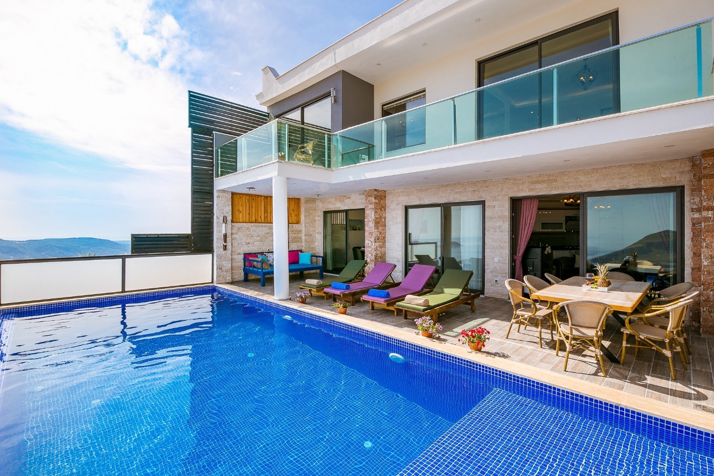 Kaş İslamlar'da Deniz Manzaralı, Özel Havuzlu, Jakuzili, Lüks Villa