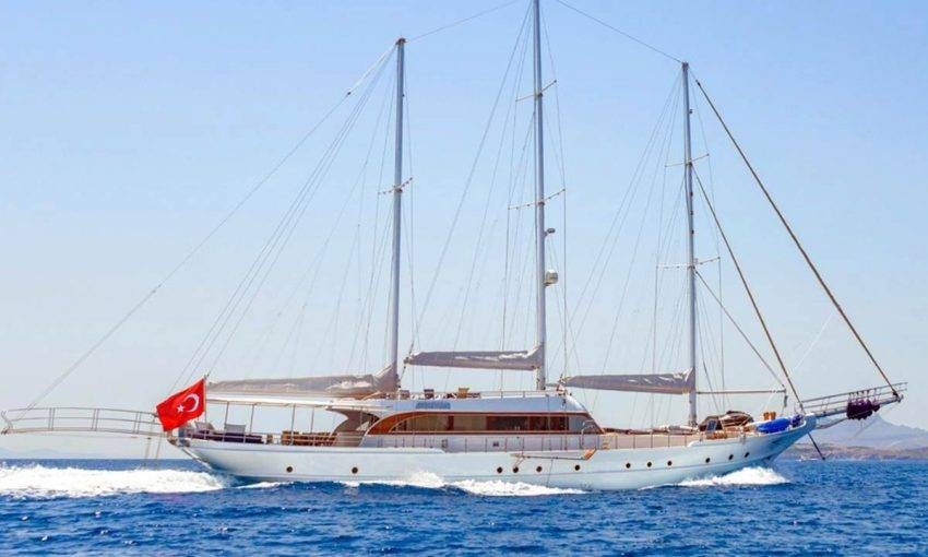 Marmaris'in Masmavi Sularına Yolculuk, 12 Kişilik, Kiralık Lüks Gulet