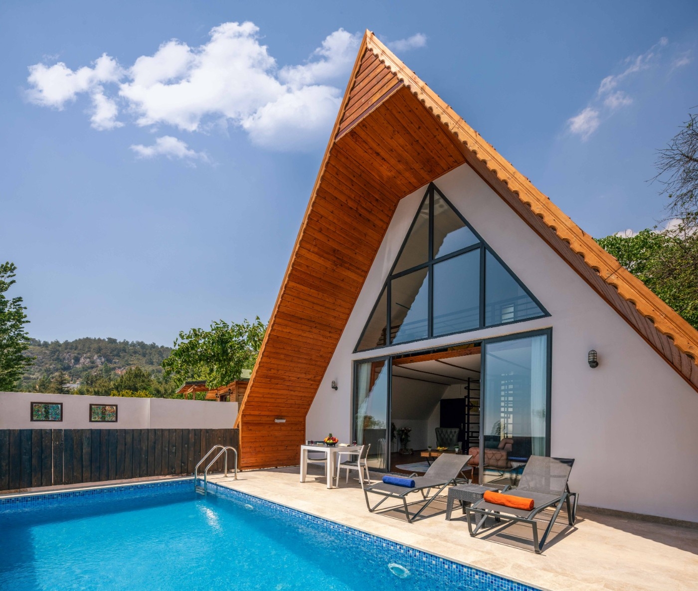 Kaş İslamlar'da Enfes Doğa Manzaralı, Özel Havuzlu, Balayı Villası