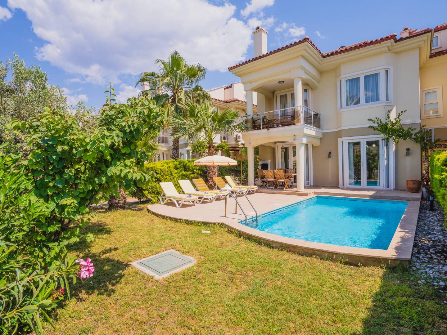 Fethiye Çalış Plajı'na Sıfır, Özel Havuzlu, 10 Kişilik Kiralık Villa-29577