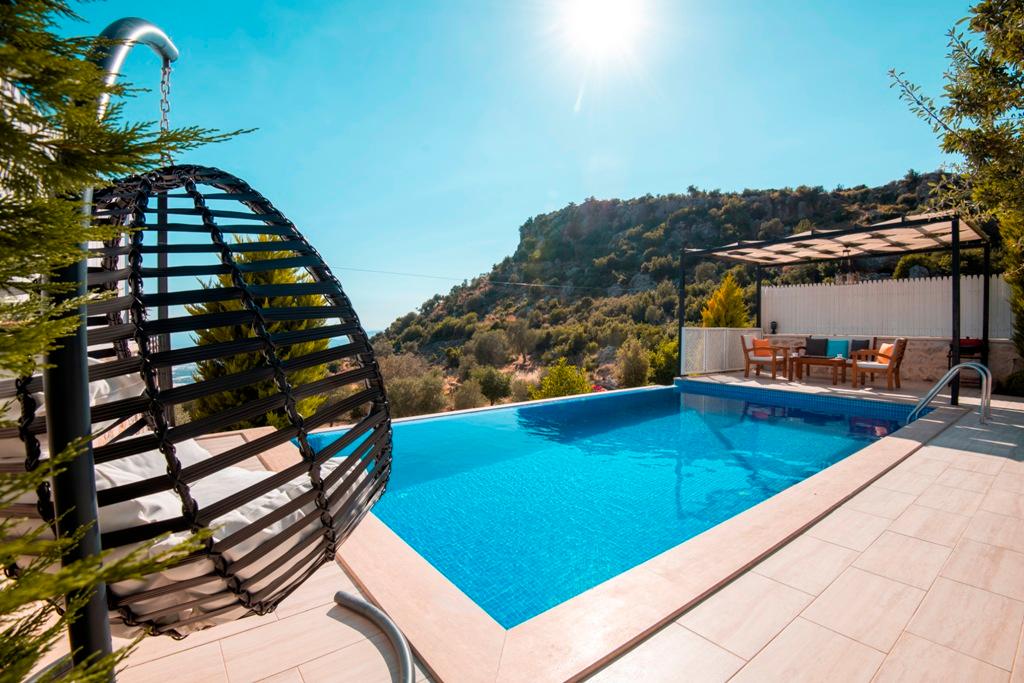 Antalya Kaş'ta Doğayla İç İçe, Özel Havuzlu, Jakuzili, Kiralık Villa-15411