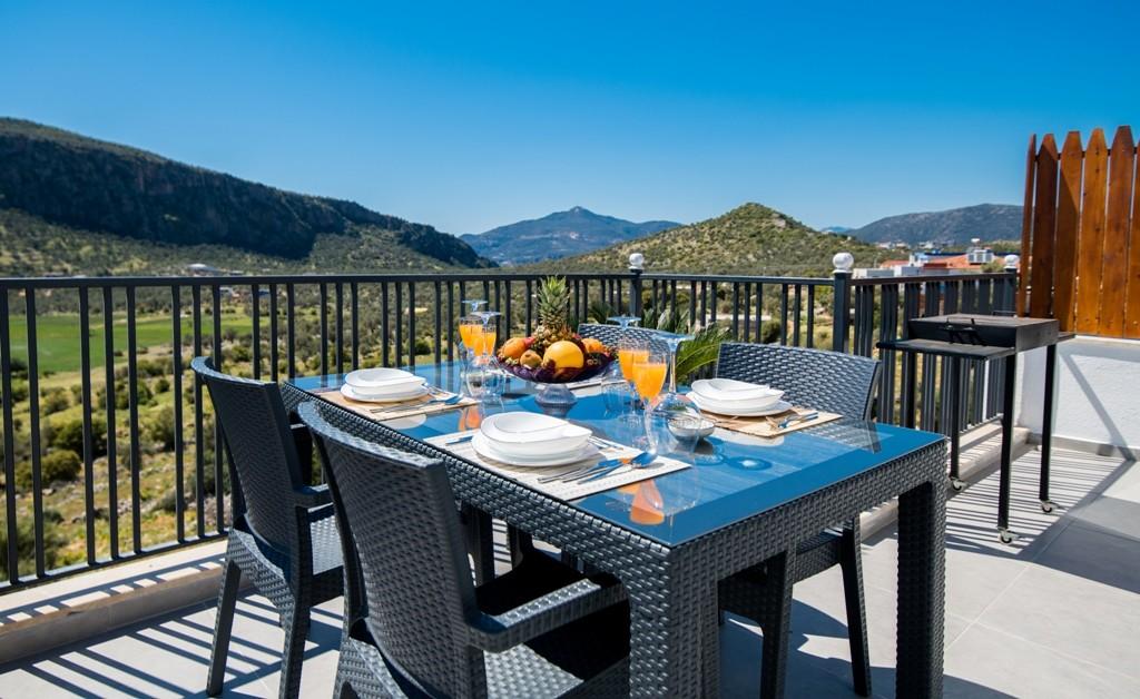 Kalkan Ulugöl'de Merkeze Yakın, Doğa Manzaralı, Lüks Tatil Evi-20574