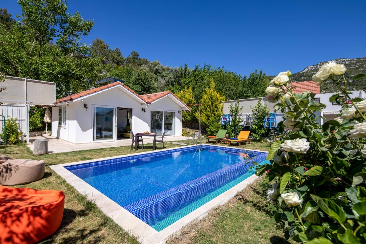 Kaş İslamlar’da Doğayla İç İçe, Özel Havuzlu, Lüks Balayı Villası-22793