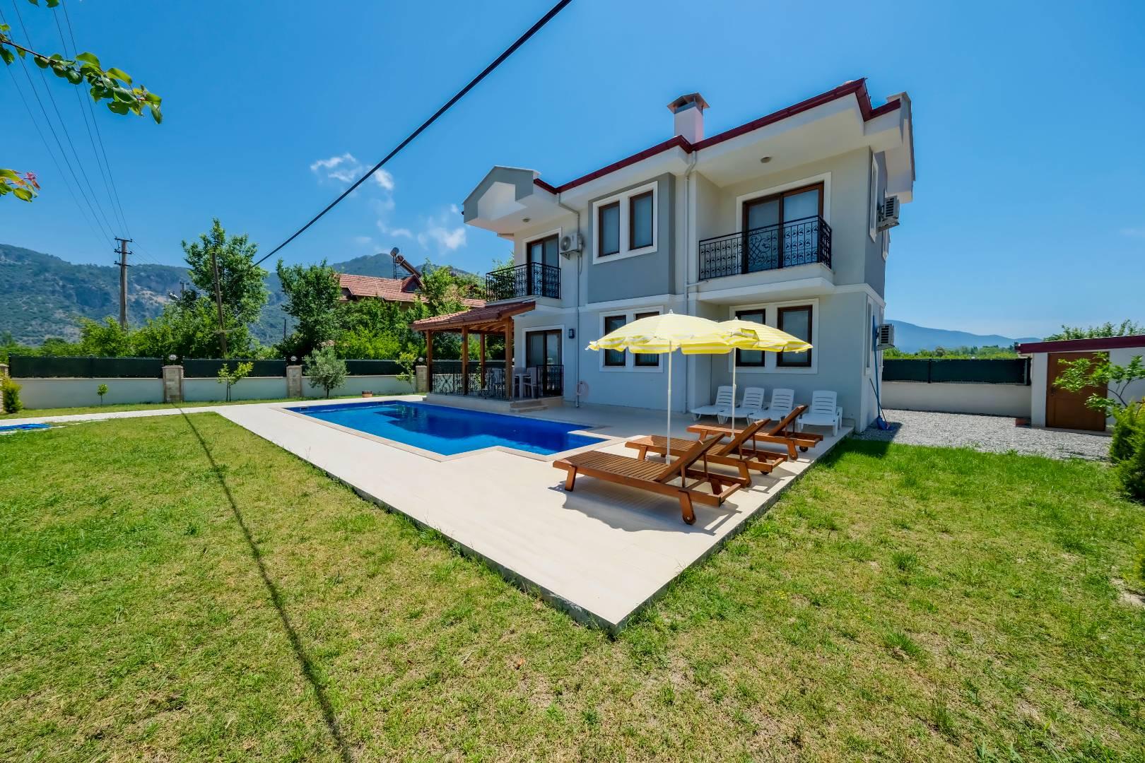 Muğla Dalyan'da Merkeze Yakın, Özel Havuzlu, Şık Tatil Villası-26887