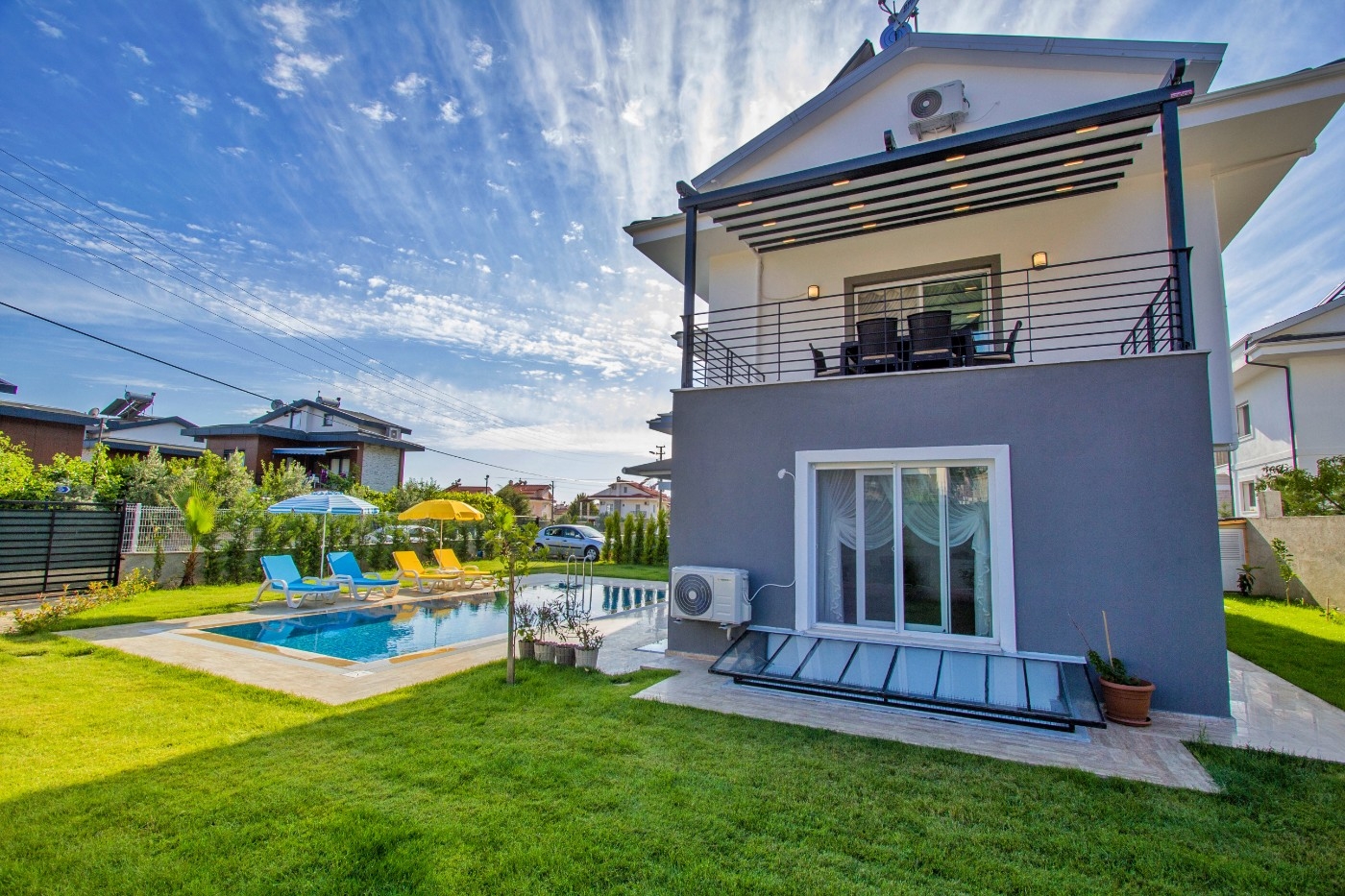 Fethiye Foça'da Büyük Bahçe İçerisinde, Özel Havuzlu, Kiralık Villa
