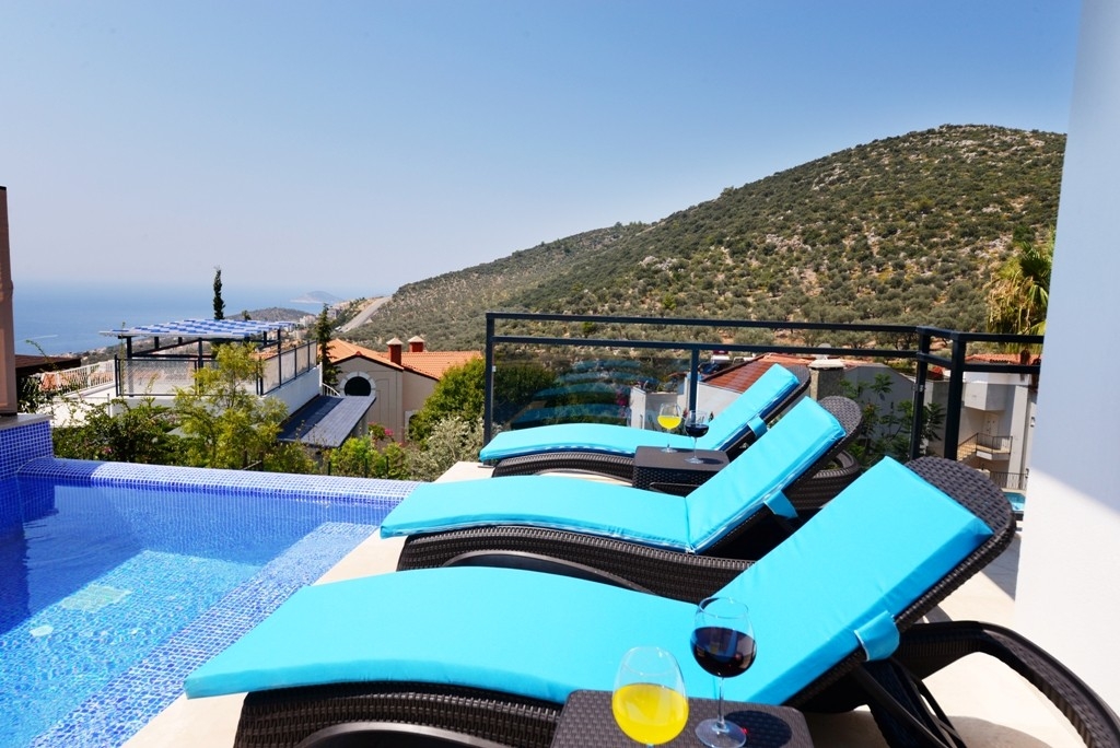 Kaş Kalkan'da Doğa ve Deniz Manzaralı, Özel Havuzlu, Merkezi Villa