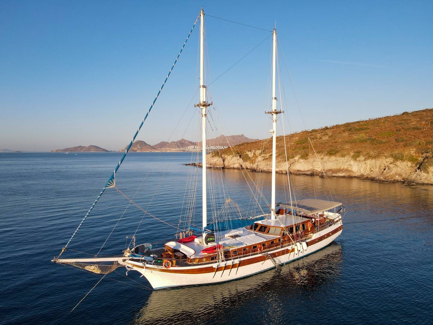 Bodrum Limanı'nda Eşsiz Sonsuzluğa Uzanacağınız, 18 Kişilik Gulet