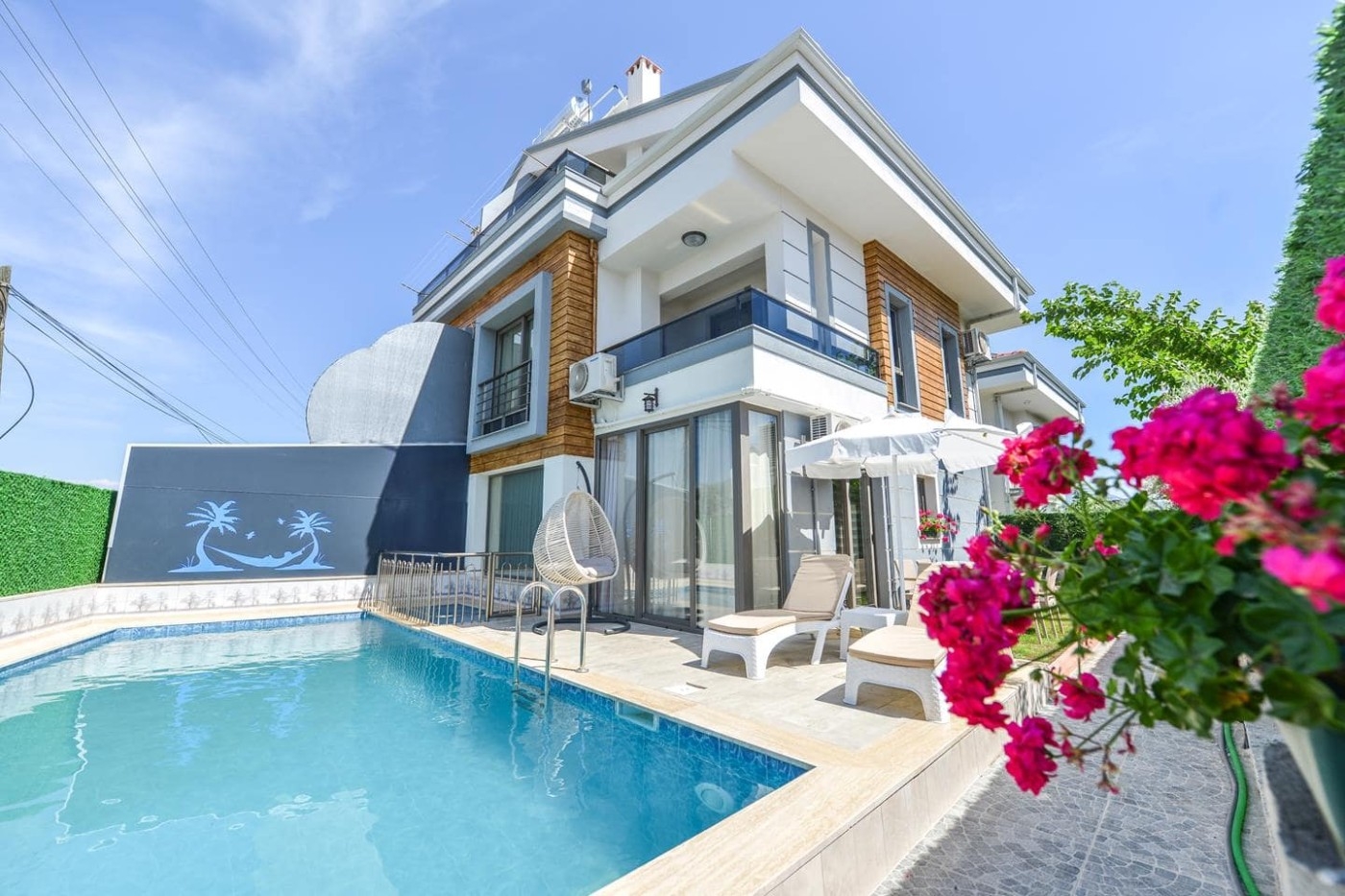 Muğla Fethiye'de Denize ve Merkeze Yakın, Özel Havuzlu, Jakuzili Villa