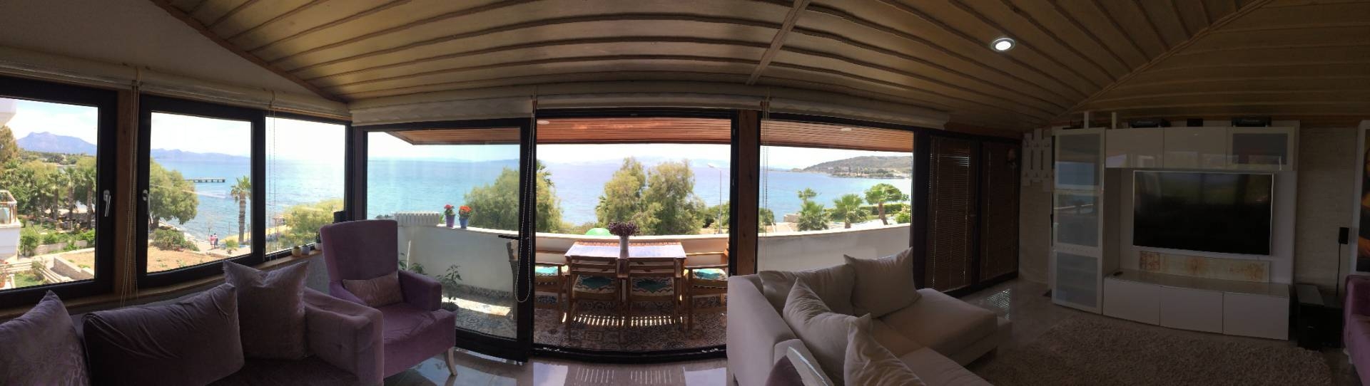Datça İskele'de Denize Sıfır Konumda, Deniz Manzaralı, Kiralık Suit