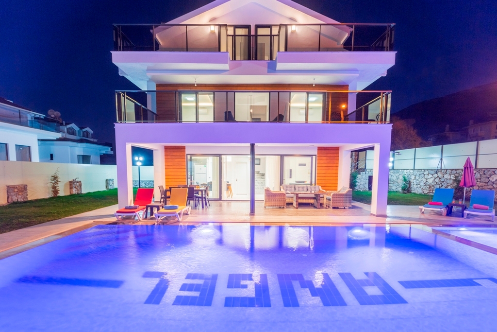 Ölüdeniz'de Kalabalık Ailelere Uygun, Özel Havuzlu, Otantik Villa