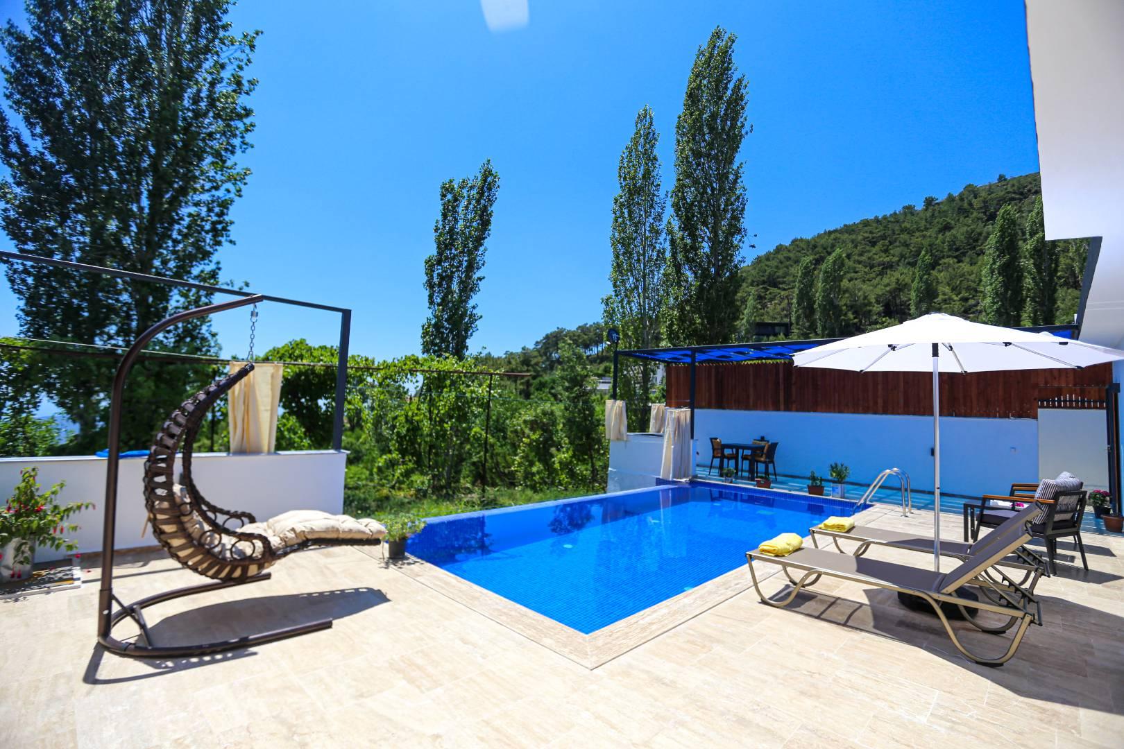 Kaş İslamlar'da Muhteşem Doğa Manzaralı, Özel Havuzlu, Kiralık Villa-28407