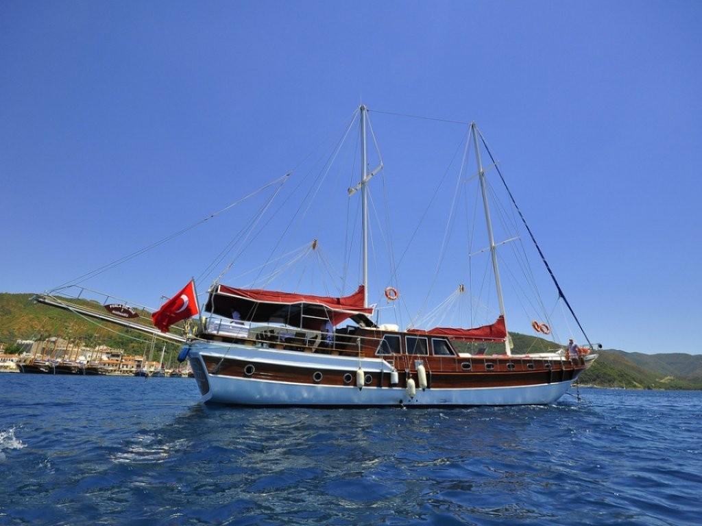 Muğla Fethiye'de Geniş Kapasiteye ve Hacme Sahip Olan, Konforlu Gulet-14320