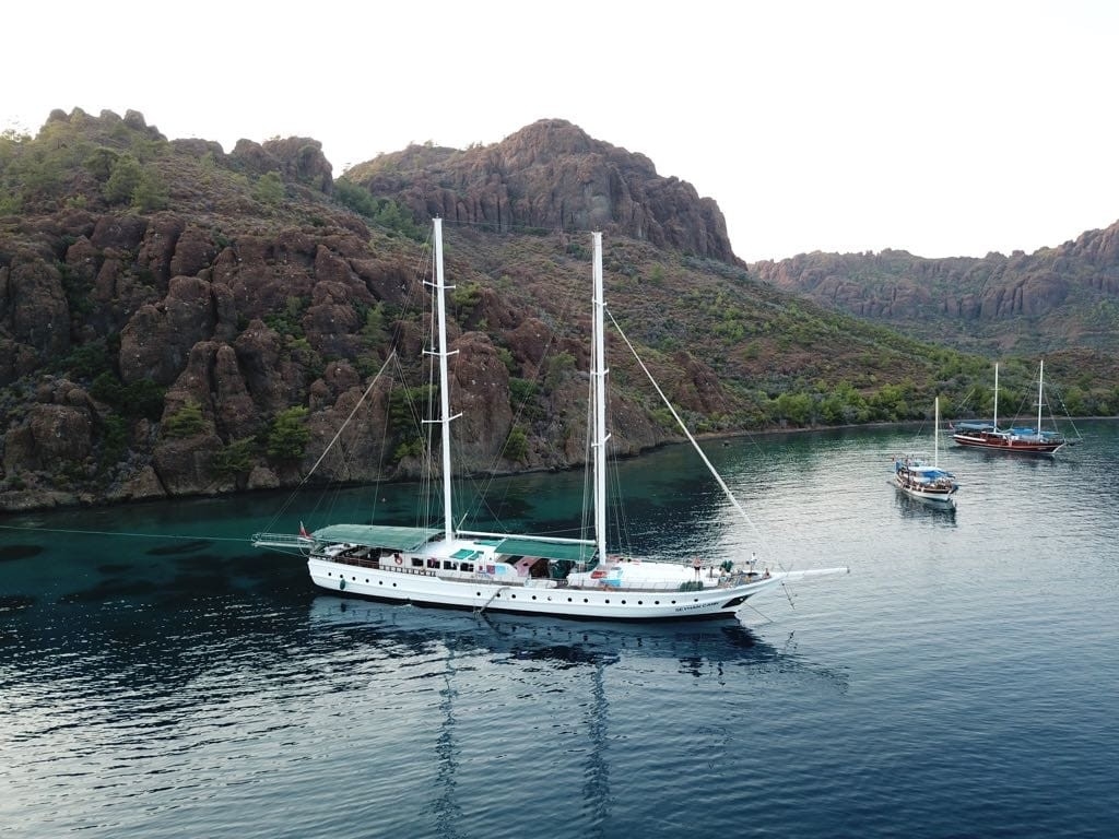 Muğla Fethiye'de 18 Kişilik, Geniş İç Hacme Sahip Gulet