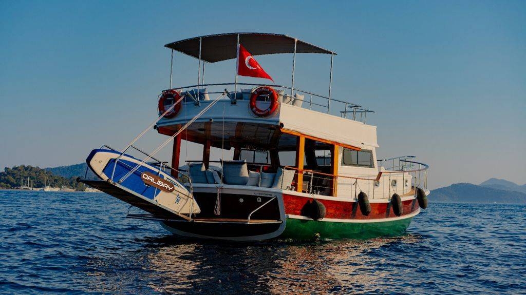 Muğla Marmaris'te 6 Kişilik, Kaptanlı, Kiralık Gulet