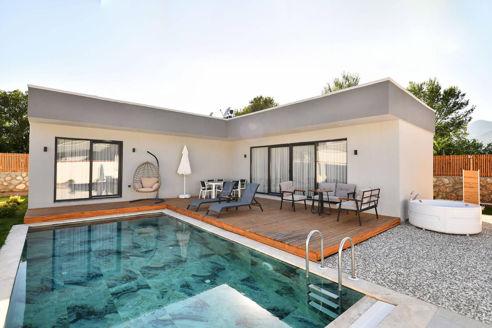 Fethiye Yeşilüzümlü'de Doğa İle İç İçe, Özel Havuzlu, 2+1 Lüks Villa-31825