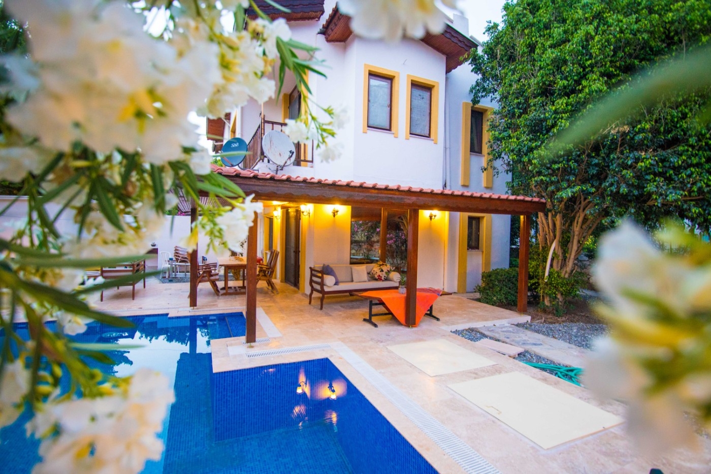 Marmaris Söğüt'te Kalabalık Ailelere Uygun, Özel Havuzlu, Şık Villa