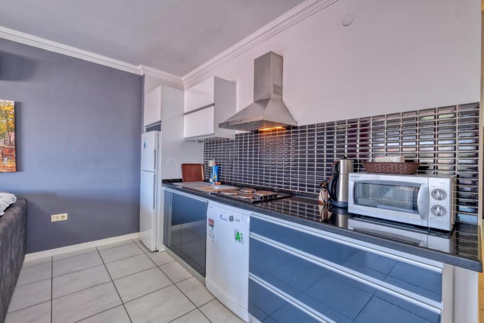 Çeşme Dalyan'da Deniz Manzaralı, 1+1, Konforlu, Apart Suit-17682