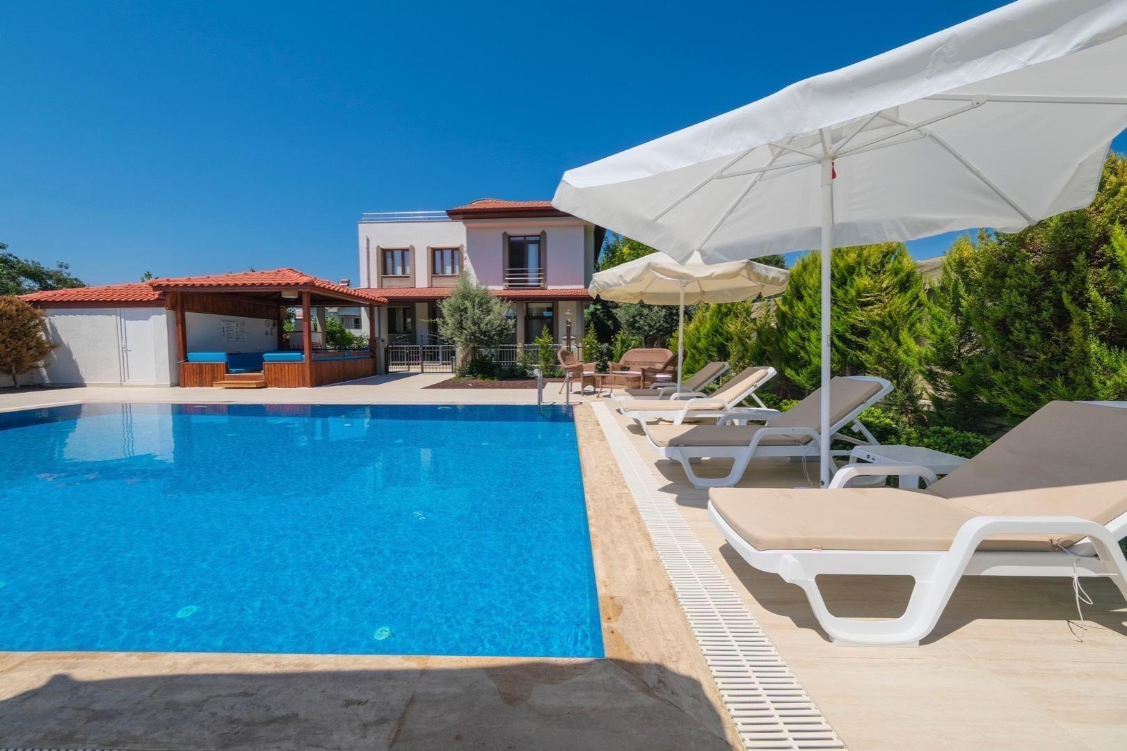 Muğla Ortaca'da Enfes Doğada, Özel Havuzlu, Bahçeli, Kiralık Villa-16768