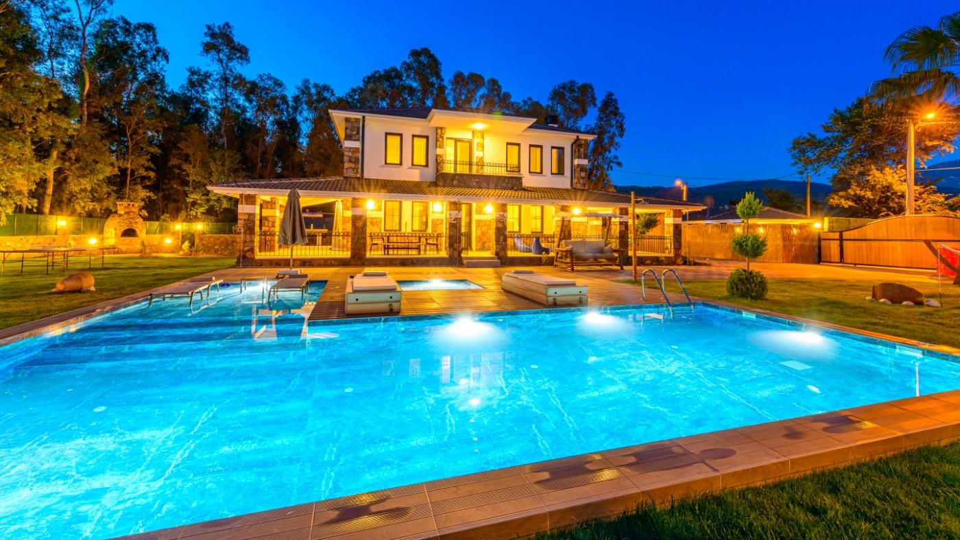 Fethiye Kayaköy'de Lüks Tasarıma Sahip, Özel Havuzlu, Bahçeli Villa-21262