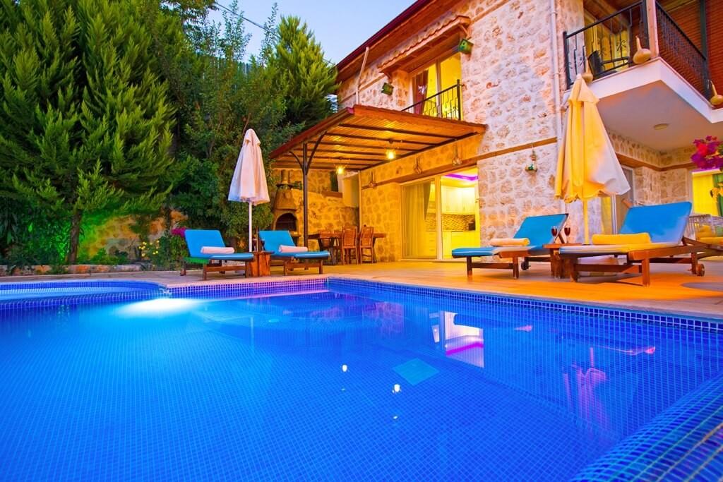 Kaş İslamlar'da Muhafazakar, Özel Havuzlu, Jakuzili, Modern Villa-12078