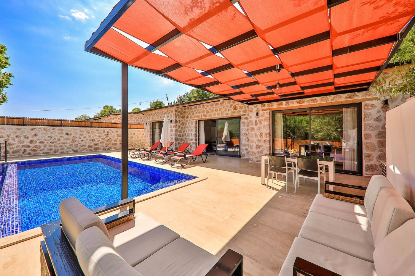 Kaş Hacıoğlan'da Doğa İçerisinde, Özel Havuzlu, Lüks Taş Villa-19503