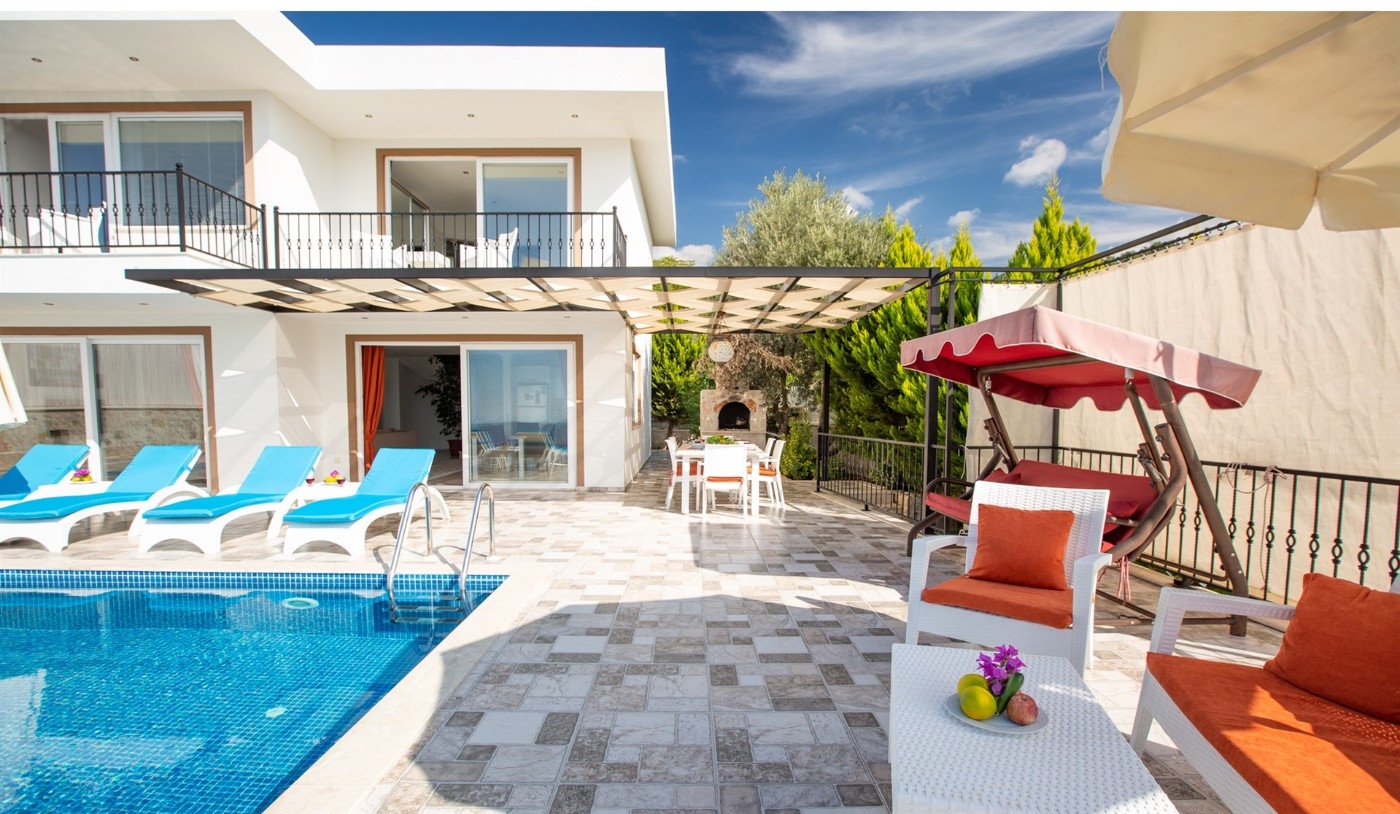 Kaş Üzümlü'de Doğa İçerisinde, Özel Havuzlu, Jakuzili, Modern Villa