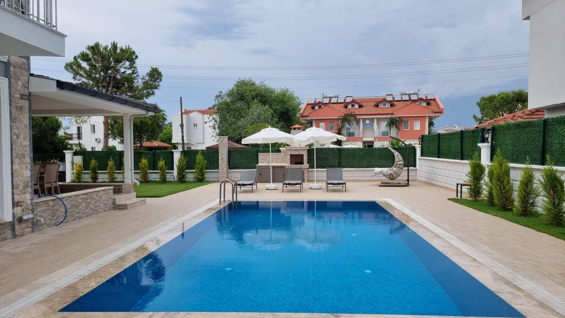 Muğla Dalyan'da Kalabalık Ailelere Uygun, Özel Havuzlu, Şık Villa-25298